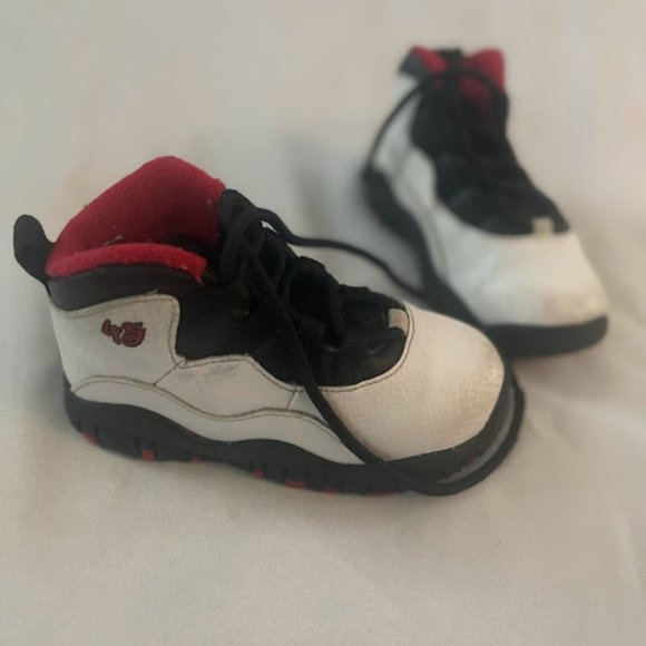 Air Jordan 10 Retro - Picture 2 of 3